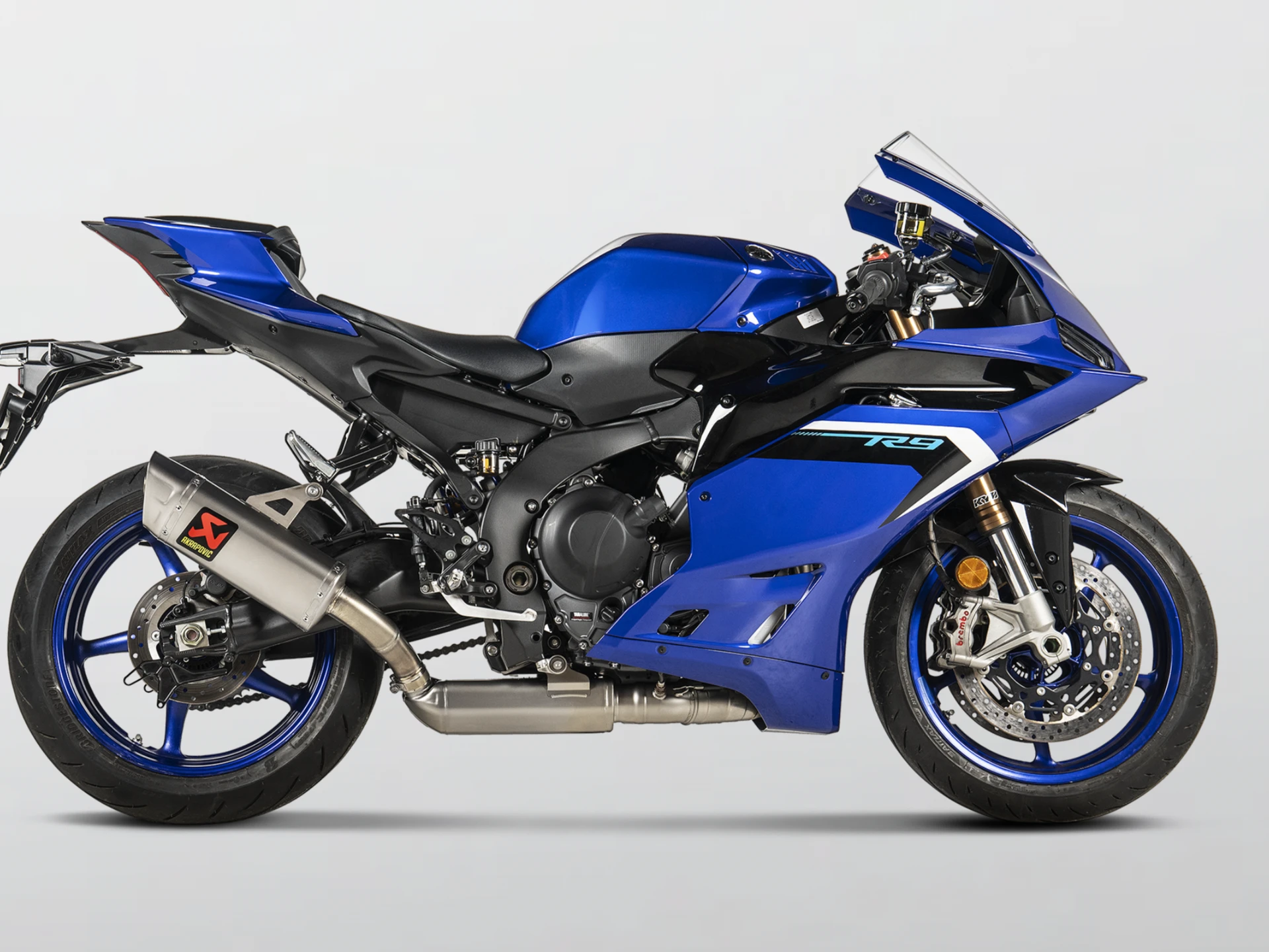Akrapovic Just Made the Yamaha R9 a Whole Lot Louder