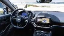 Apple Car Play Ultra su Aston Martin DBX