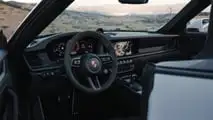 Porsche 911 Carrera GTS Cabriolet (2024) put to the test