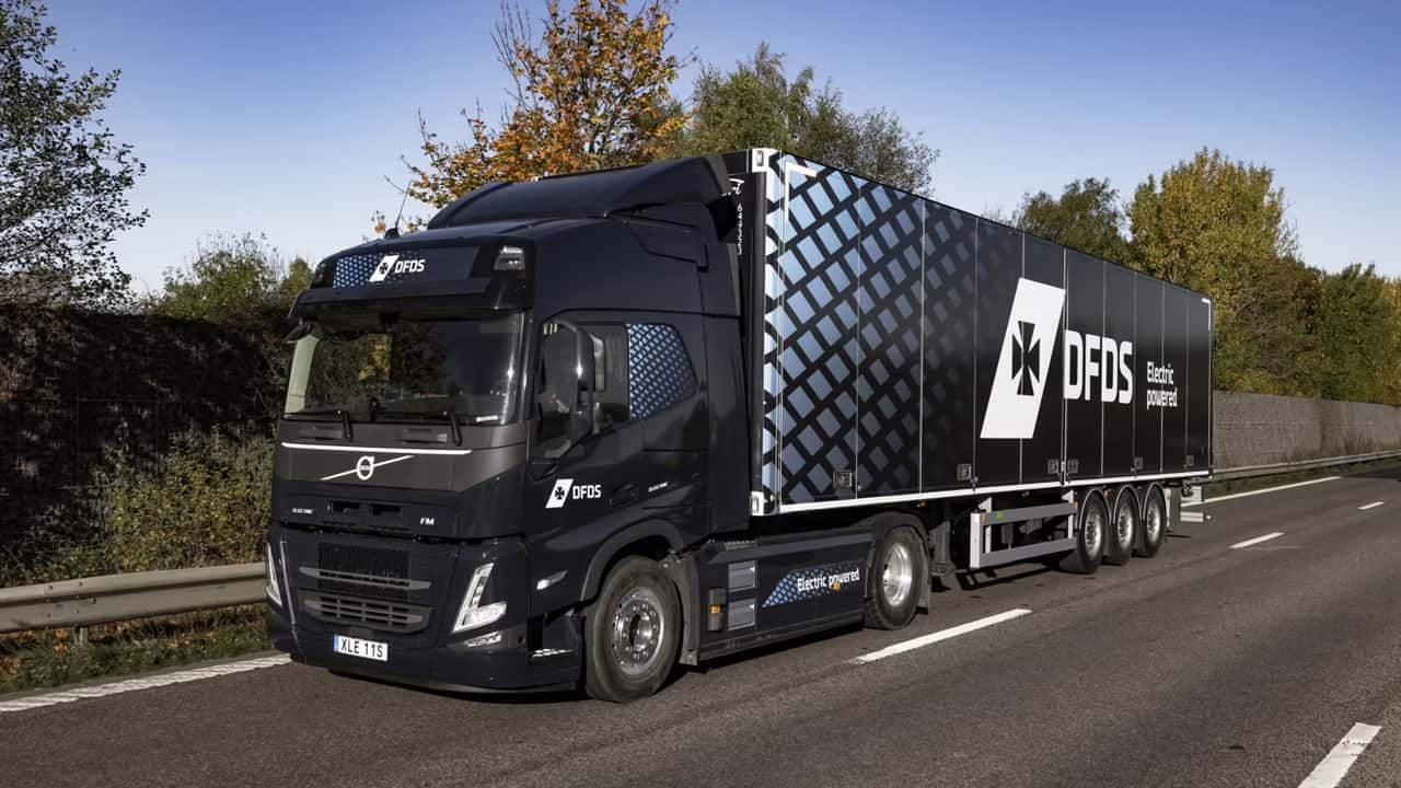 Volvo FH Electric DFDS
