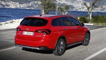 Fiat Tipo Cross Kombi Red