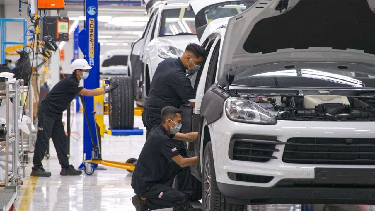 Assemblage Porsche Cayenne Malaisie