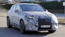 Mercedes-AMG EQE SUV front quarter view