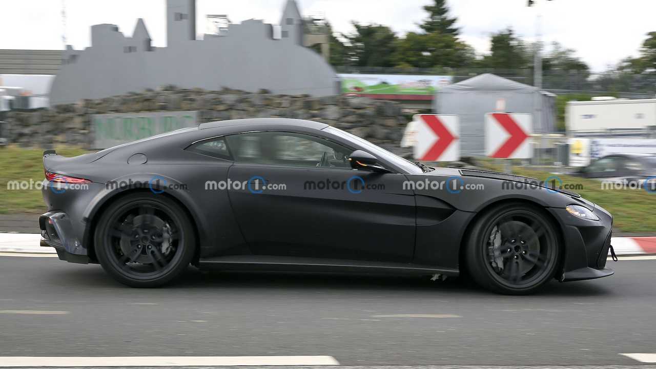 Aston Martin V12 Vantage RS, fotos espía