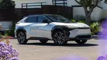 2023 Toyota bZ4X Limited FWD in Elemental Silver Metallic paint front three-quarter view
