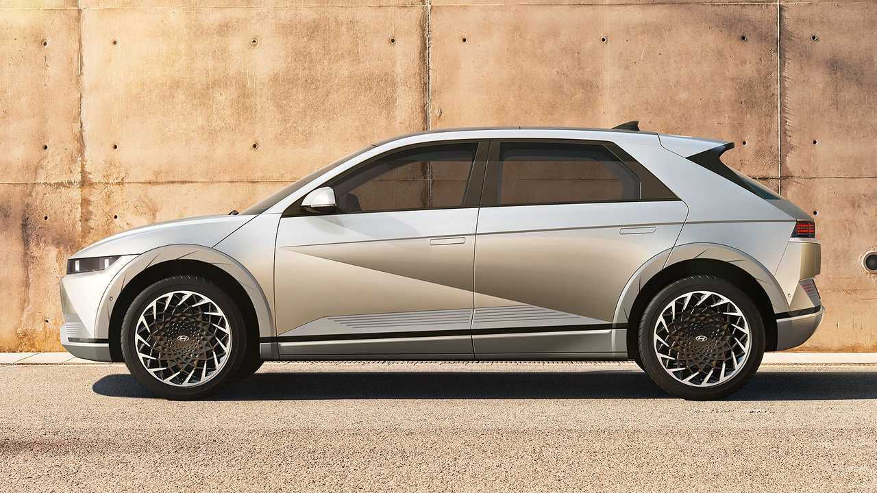 Hyundai Ioniq 5 vs Tucson