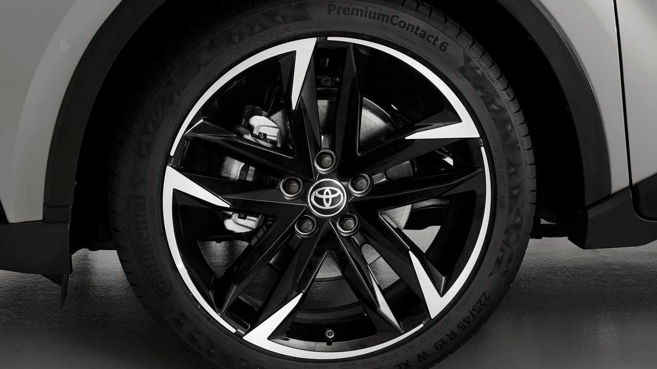Toyota C-HR GR Sport