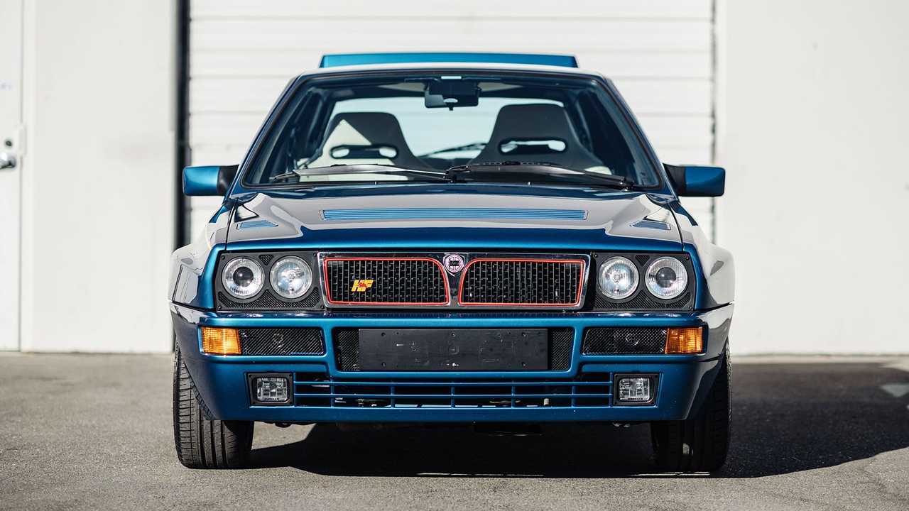 Lancia Delta HF Integrale Evo 2 Blu Lagos