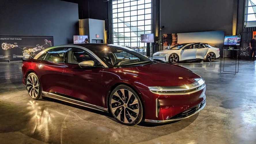 Líder do petróleo, Arábia Saudita quer produzir carro elétrico rival da Tesla