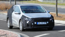 Kia pro_cee'd facelift spy photo
