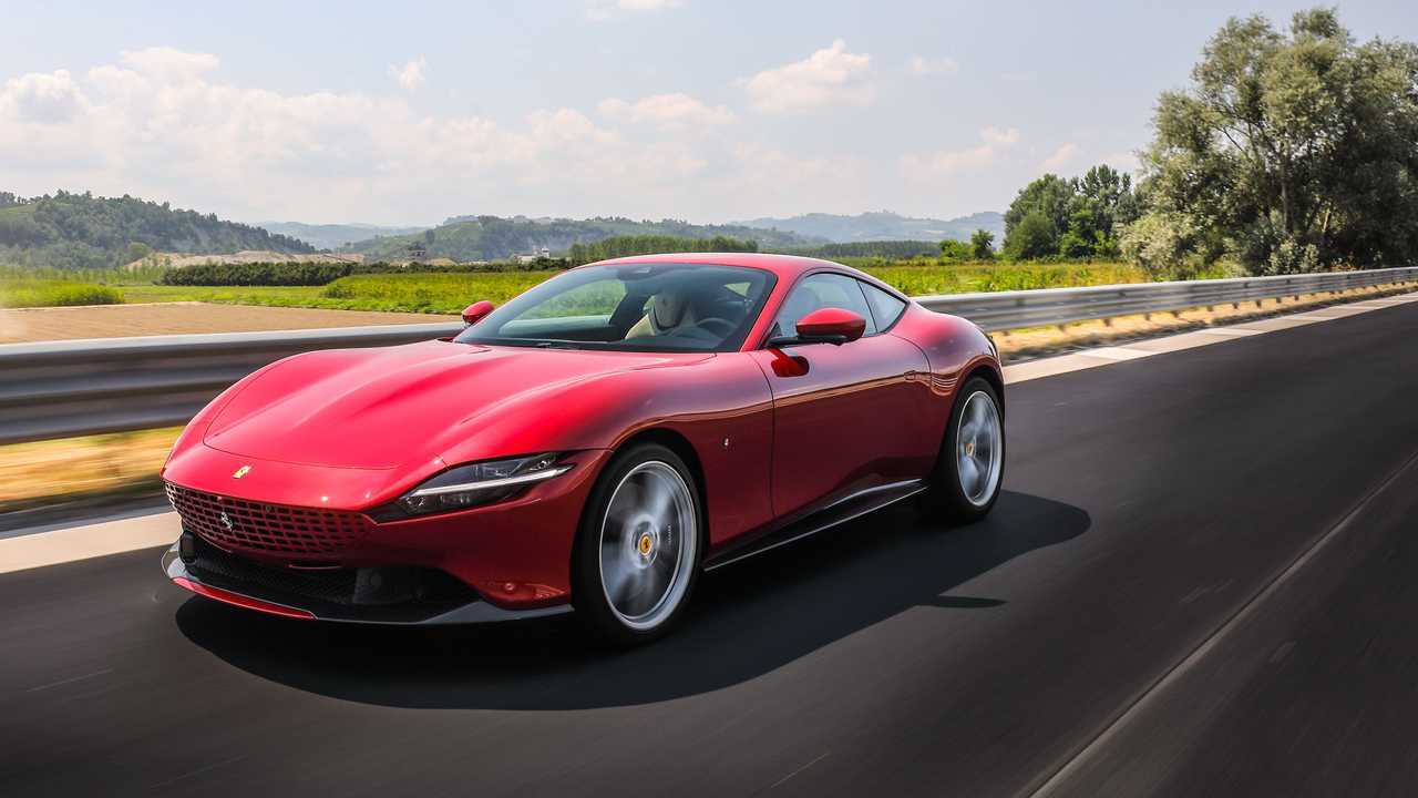 Ferrari Roma nelle Langhe