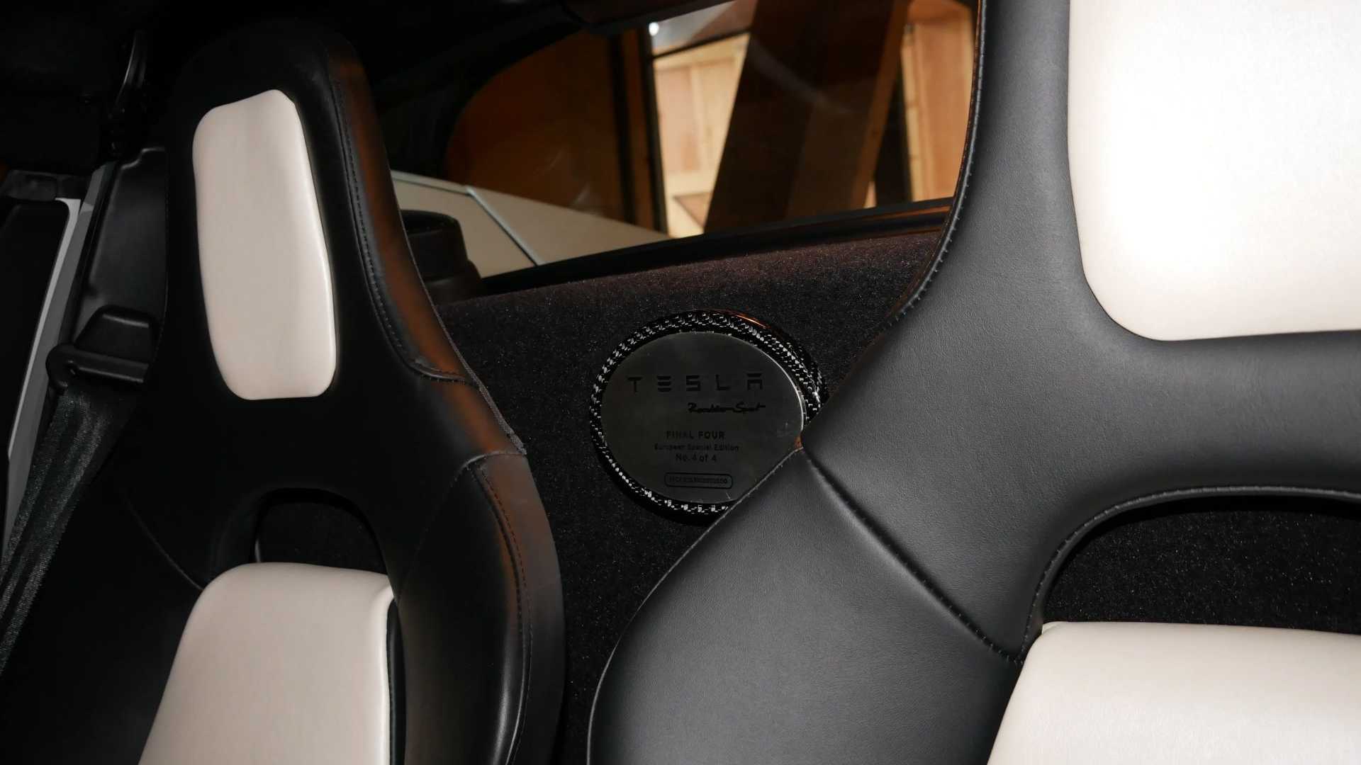 Last First Generation Tesla Roadster Built Can Be Yours For 1 5 Million