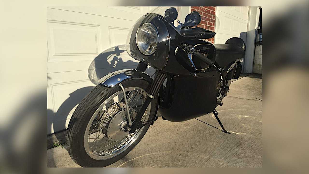 1967 Velocette Thruxton Front