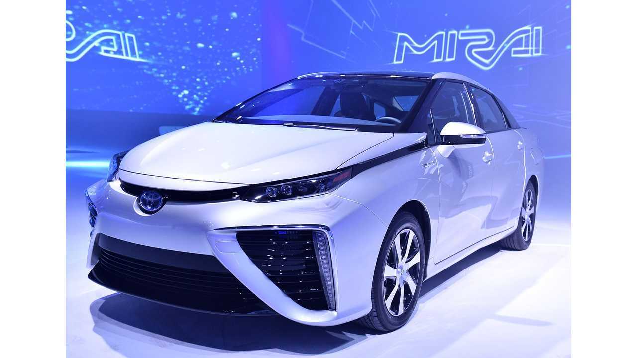 Toyota To Select Dealers:  Stop Delivering The Mirai, There Is Nowhere To Refuel