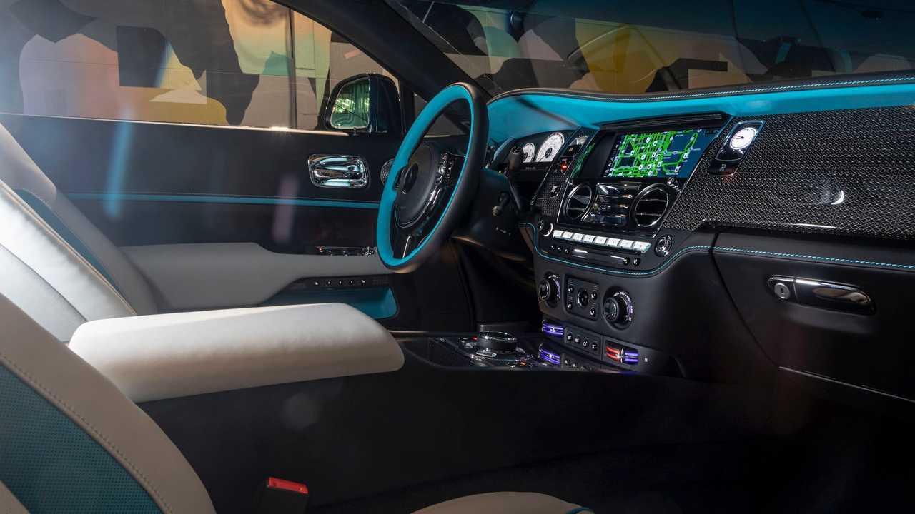 Rolls-Royce Wraith Black Badge: Feature
