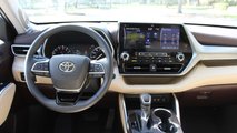 2020 Toyota Highalnder Platinum: Review