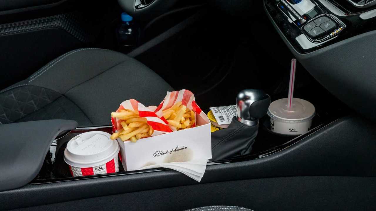2020 Toyota C-HR food-test-drive (interior)