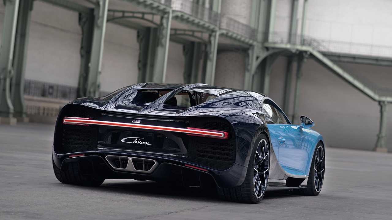 Bugatti Chiron vs Chiron Pur Sport