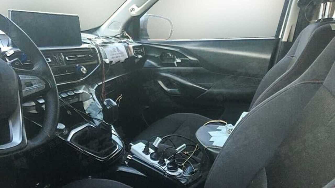 Peugeot Pickup - Flagra na China