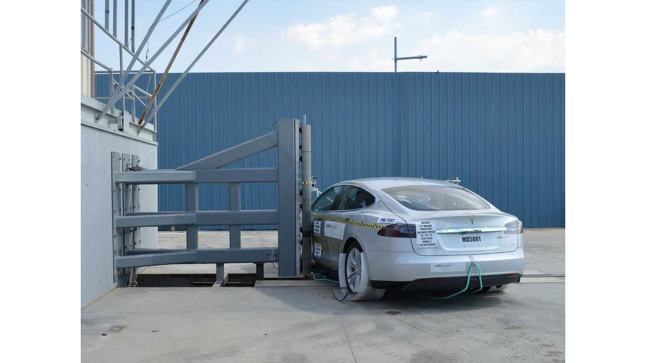 Model S Side Pole Test