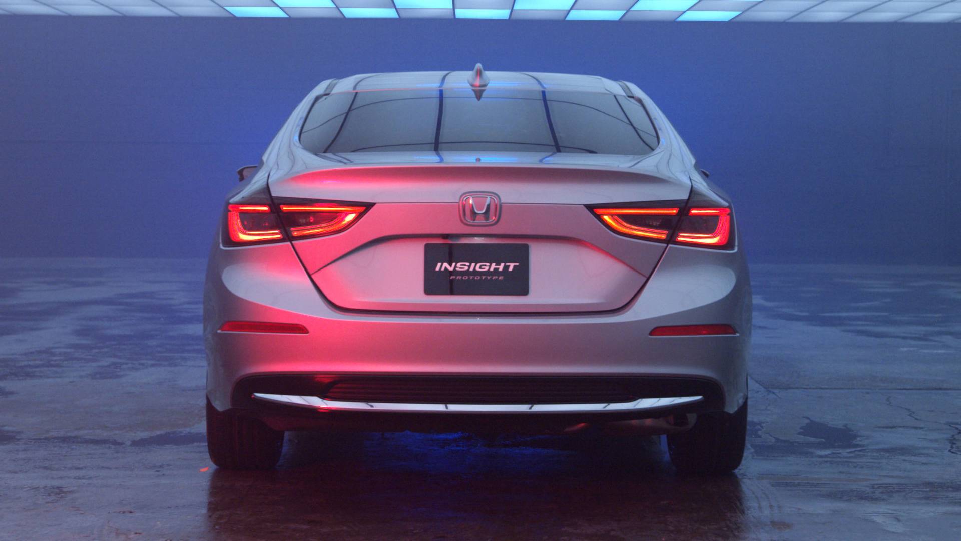 Honda divulga imagens do Insight, rival do Toyota Prius