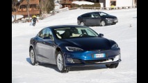 Tesla Model S, 1000 km tra neve, autostrada e tante salite