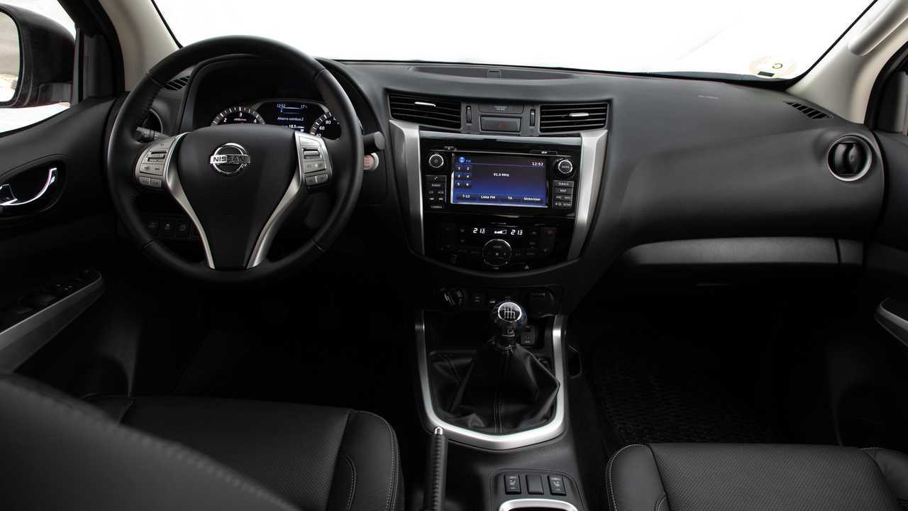 Nissan Navara Off-Roader AT32 prueba
