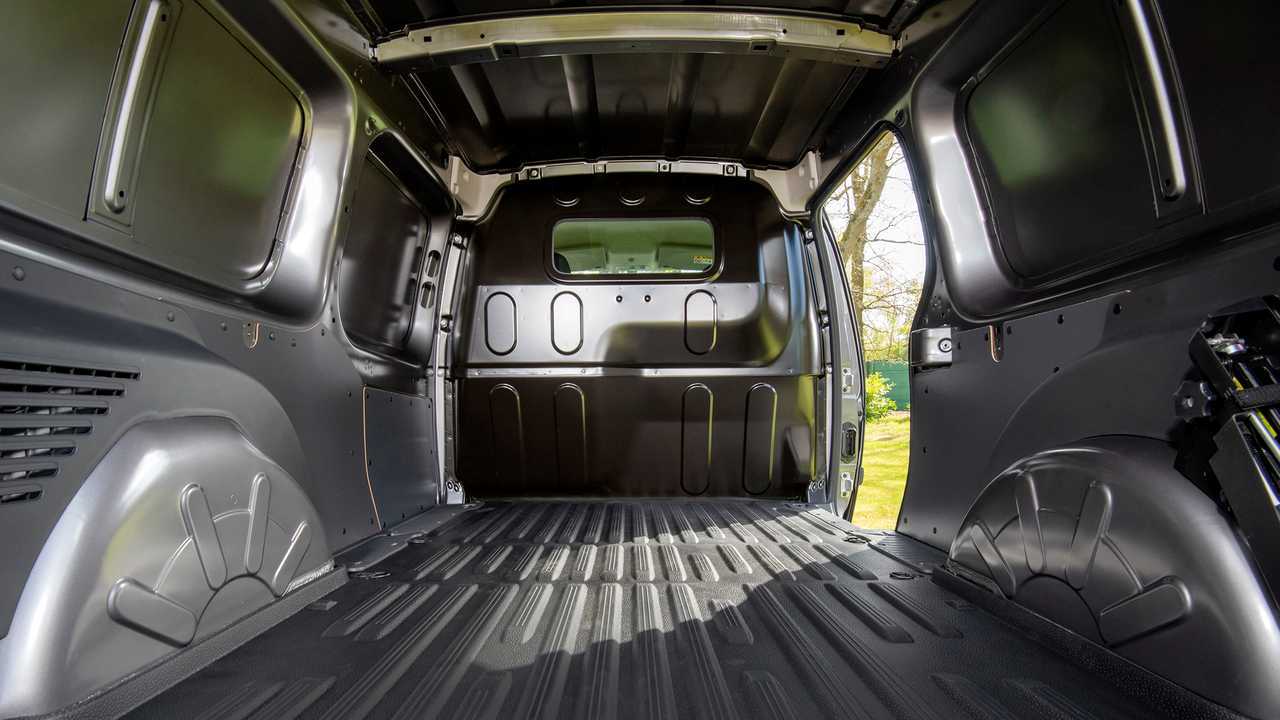 Nissan NV250 Kastenwagen