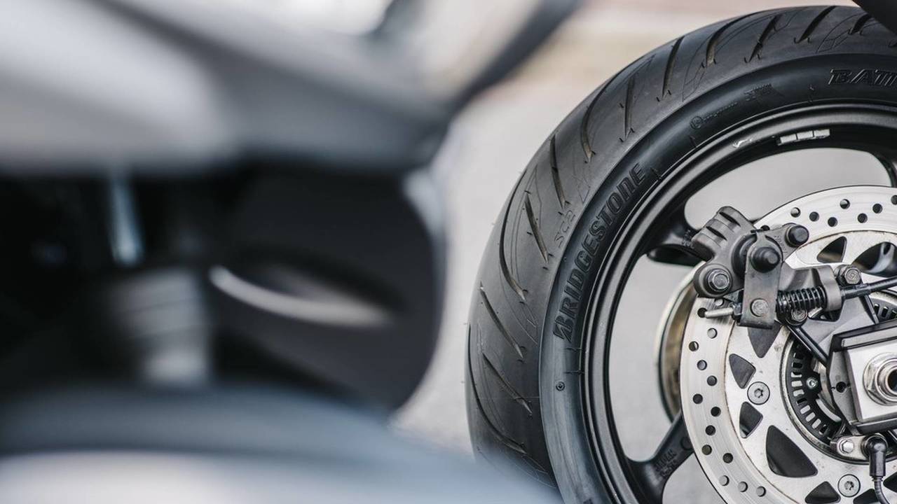 Bridgestone Battlax SC2 y SC2 Rain para maxiscooter