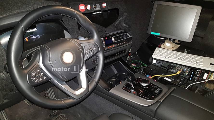 2019 BMW X7 spy photo