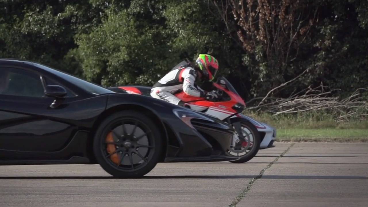Ducati 1199 Superleggera vs. McLaren P1 vs. Porsche 918 Spyder - Video