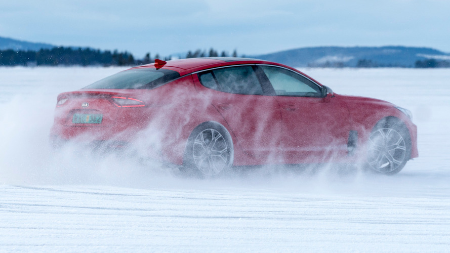 Kia Stinger tests sur glace 3