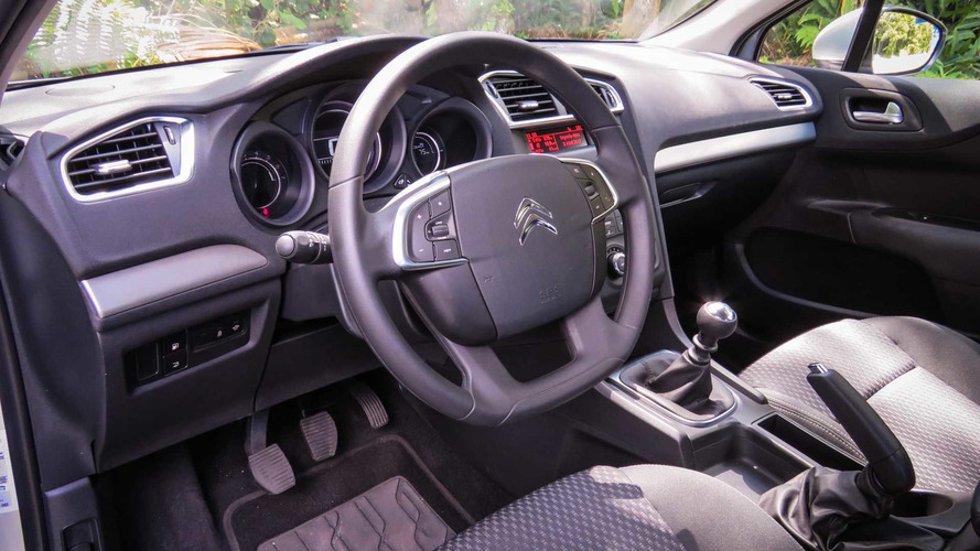 Teste Citroën C4 Lounge MT