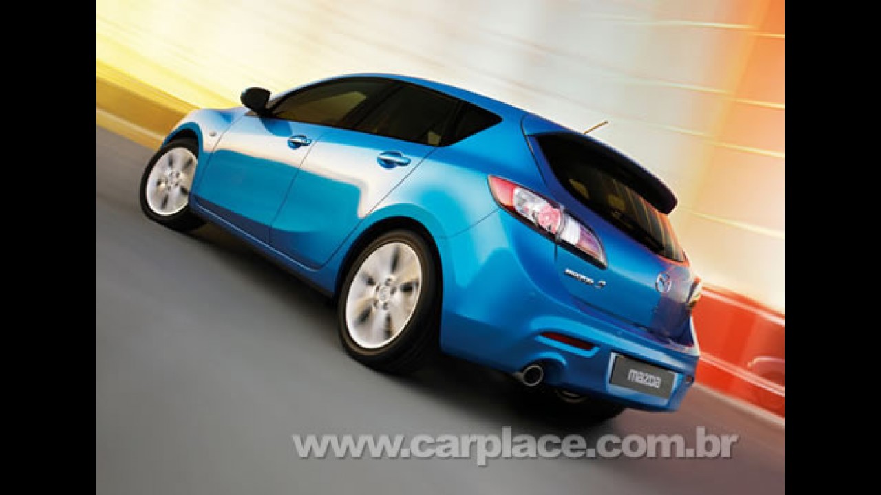 Divulgadas imagens do novo Mazda3 Hatch que estará no Salão de Bolonha