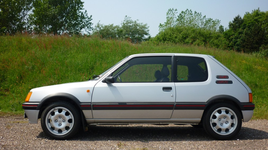 Une Peugeot 205 GTI vendue à prix record !