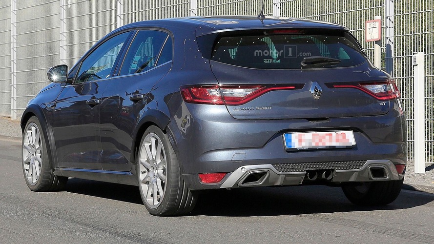 2018 Renault Megane RS spy photo
