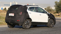 Opel Mokka facelift spy photos