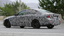 2017 BMW 5-Series plug-in hybrid spy photo