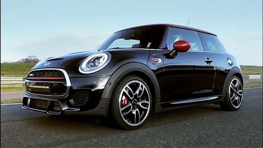 MINI John Cooper Works, sportiva "a metà"