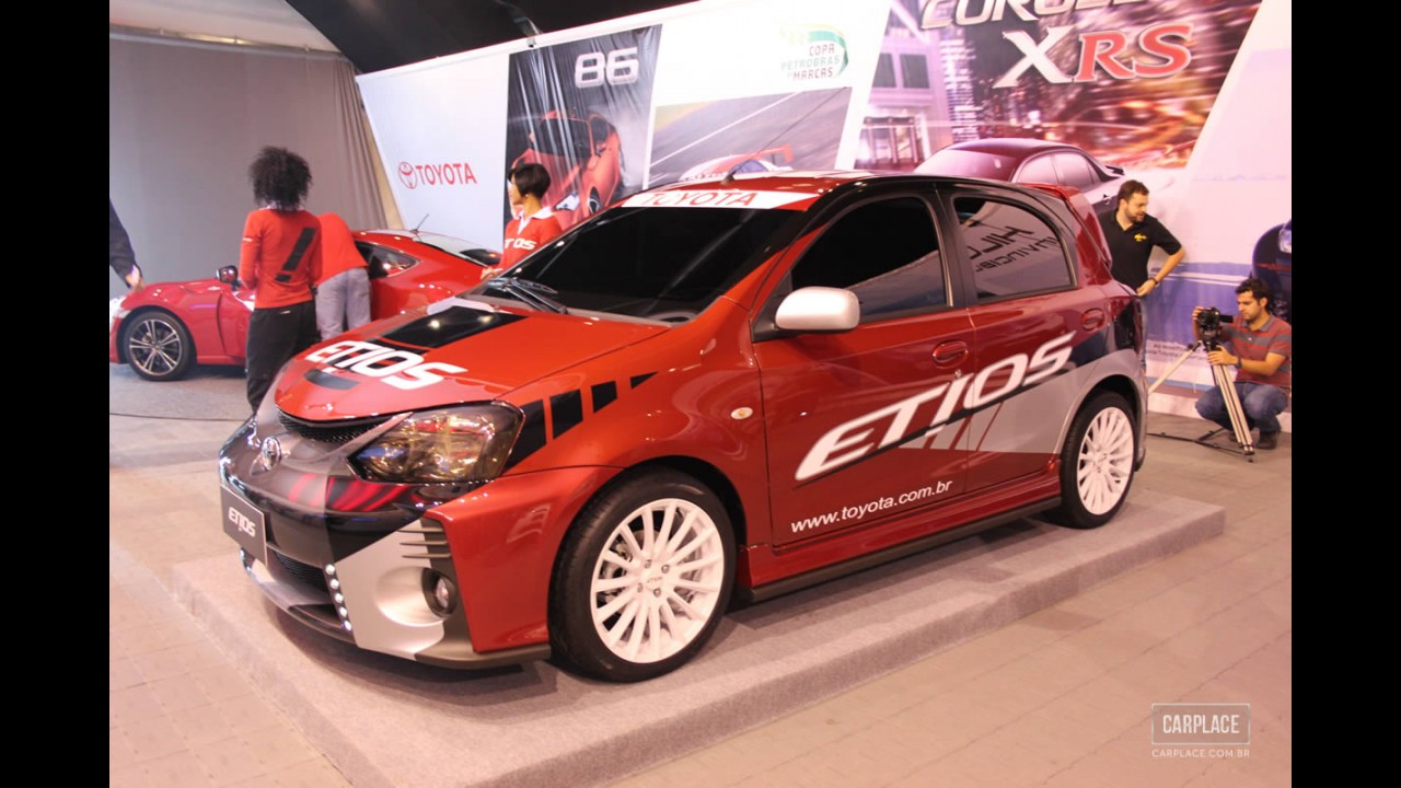 Novo Toyota Etios: Conhecemos ao vivo o novo popular japonês - Veja galeria de fotos