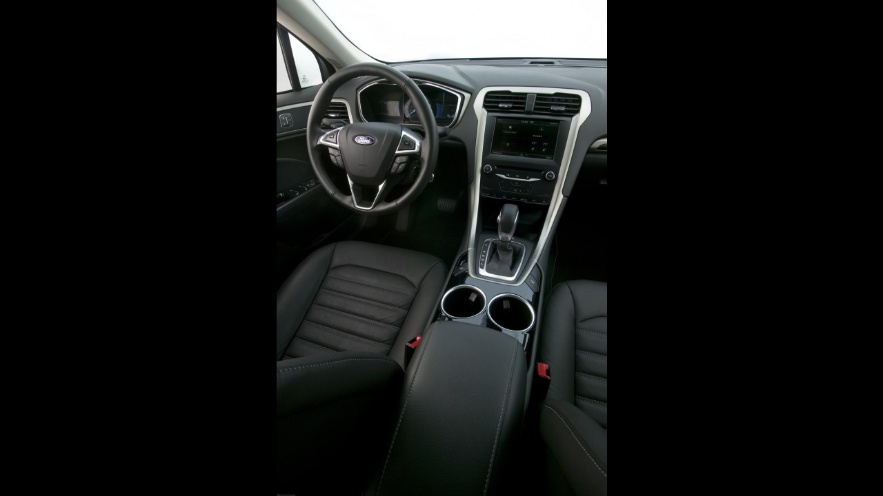 Volta Rápida: Ford Fusion 2.0 Titanium 2013 eleva nível do segmento
