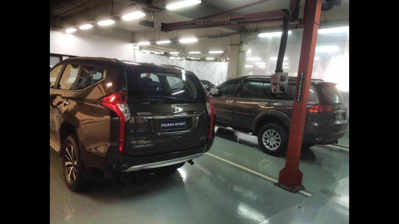 Novo Pajero Dakar é clicado lado a lado com o modelo antigo