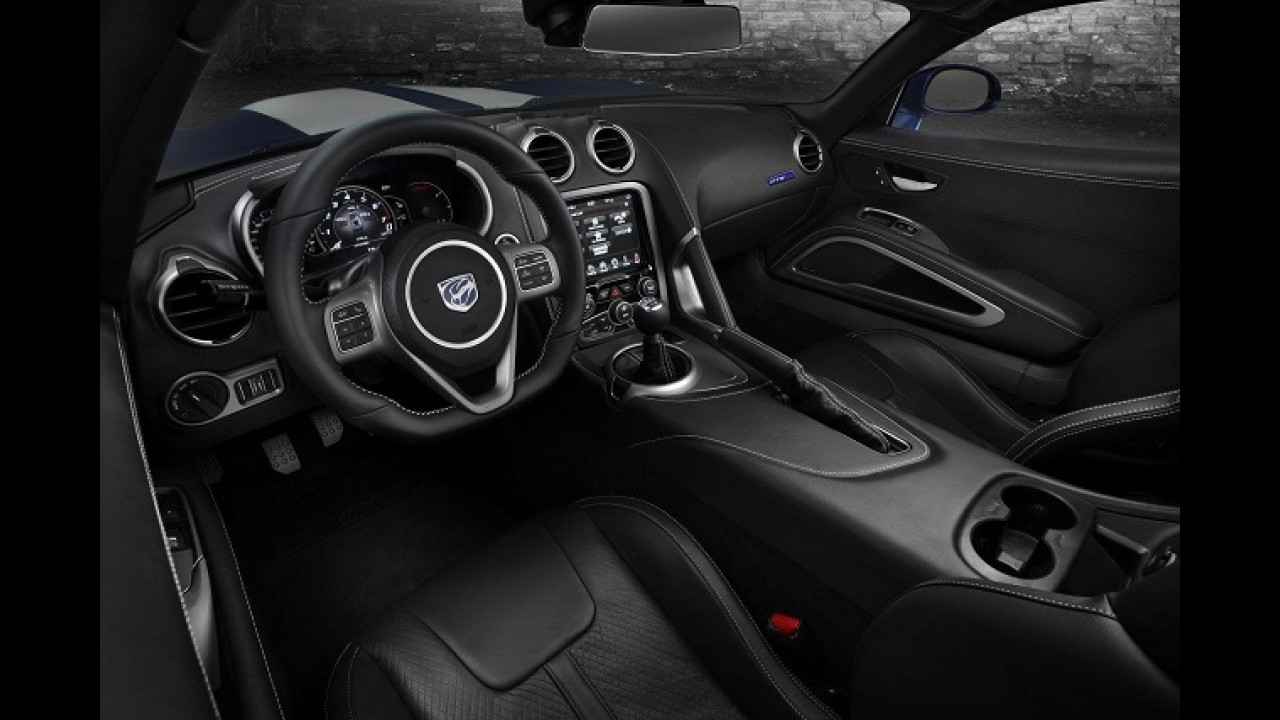 Chrysler reduz produção do Viper por conta da baixa demanda
