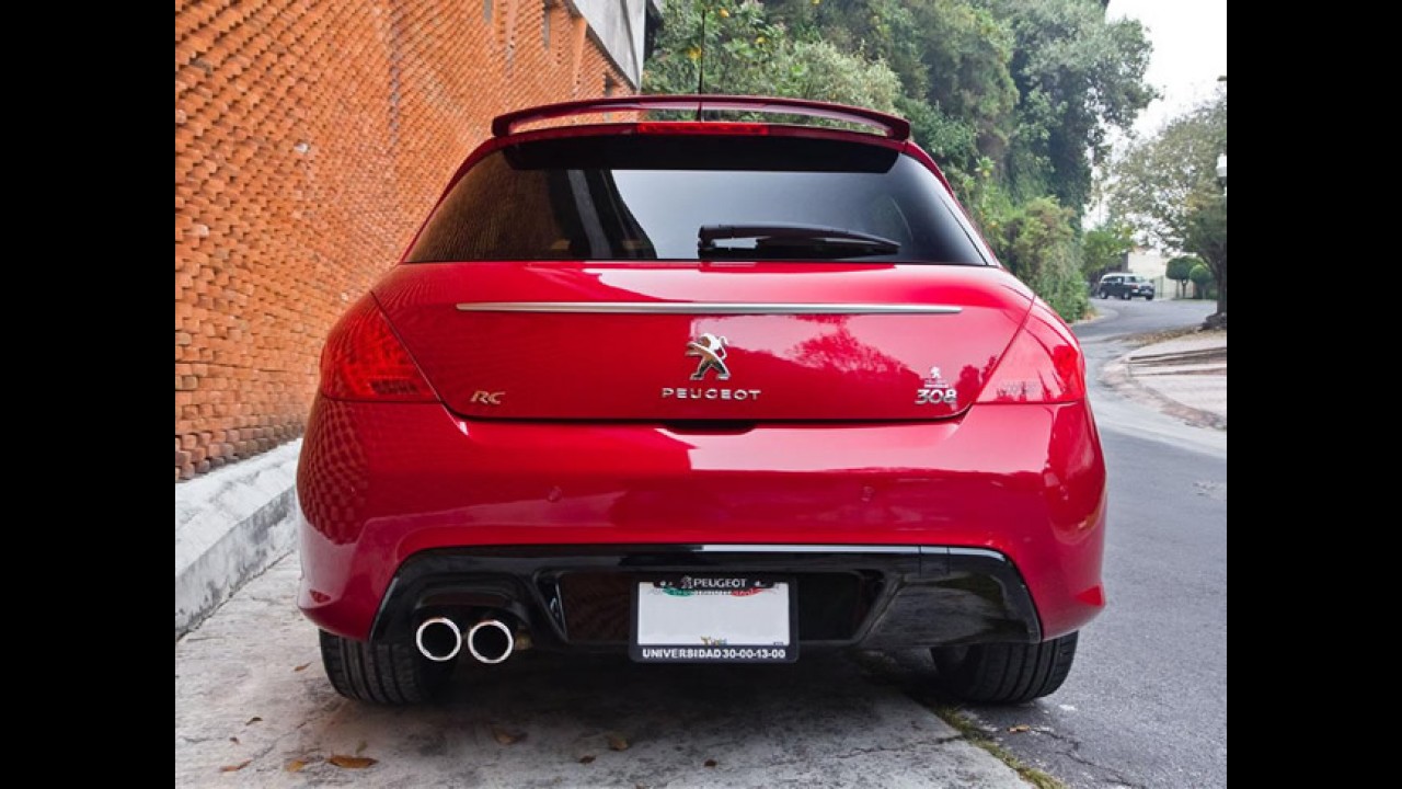 Peugeot lança 308 RC Turbo de 200 cv no México pelo equivalente a R$ 43.556