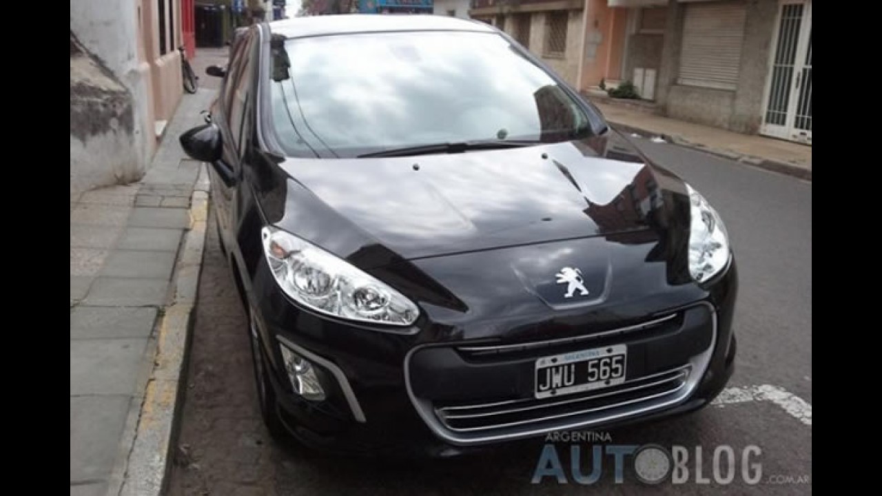 Flagras: Novo Peugeot 308 já roda sem disfarces na Argentina