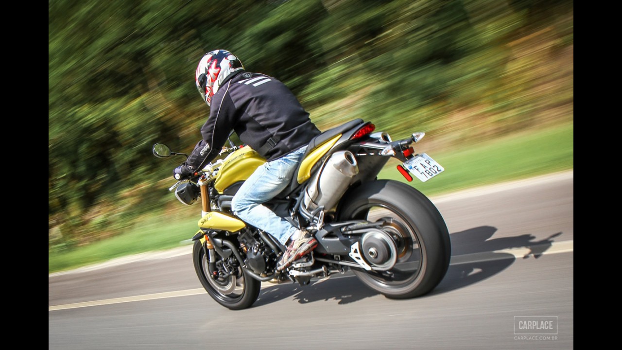 Avaliação: Triumph Speed Triple - A naked Inglesa tem sangue quente