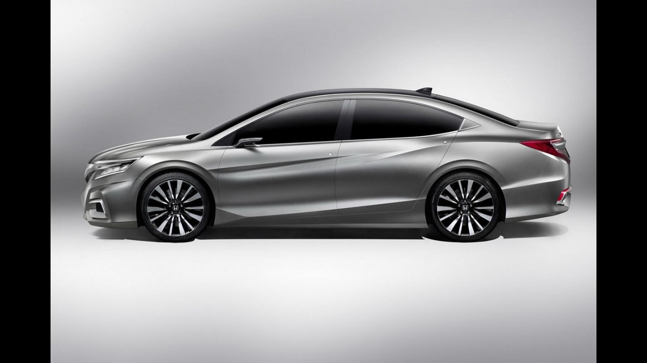 Honda revela o Concept C no Salão de Pequim - Será a nova geração do Civic?