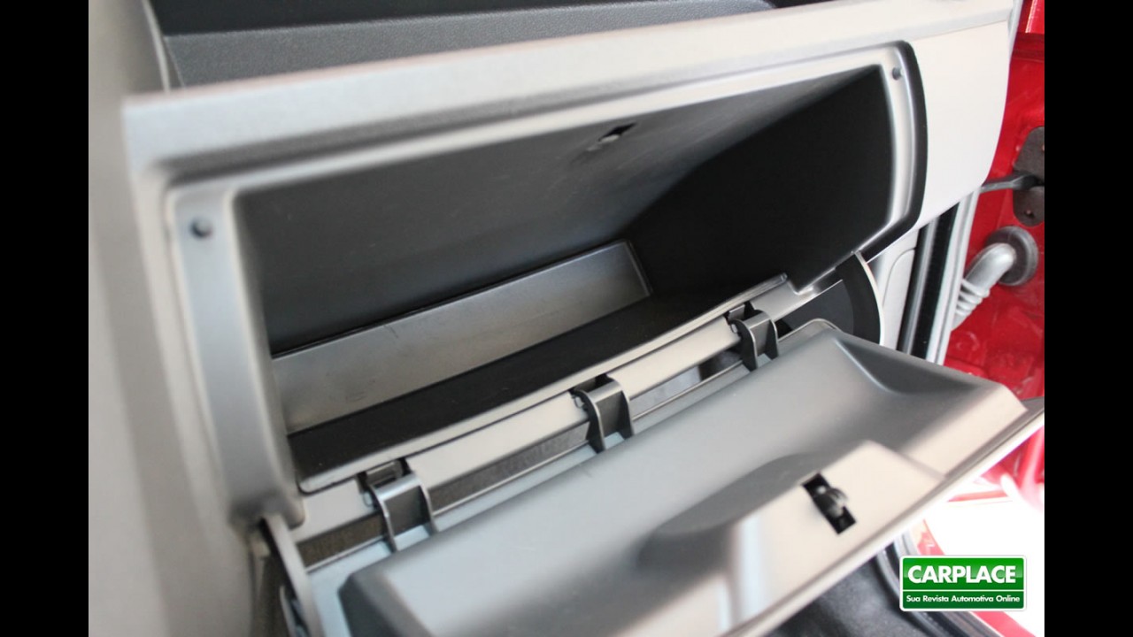 Garagem CARPLACE: Detalhes do acabamento interno do Ford KA 2012
