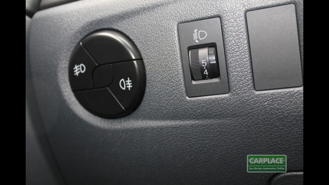 Garagem CARPLACE: JAC J3 Turin na cidade, itens de conforto e detalhes do acabamento