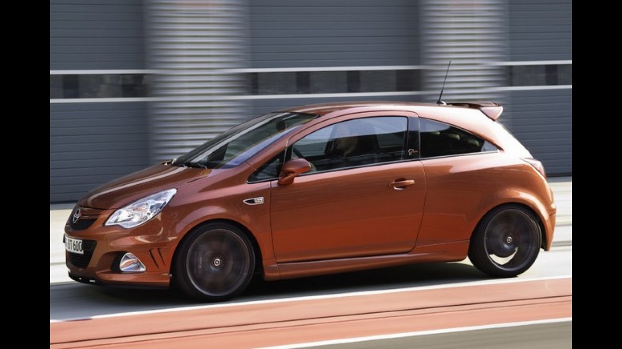 Opel lança as versões de alto desempenho Astra GTC e Corsa OPC no Chile